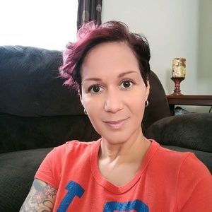 Meet your Posher, Demetrice